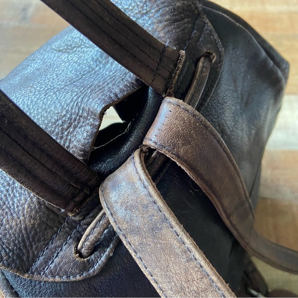 London Fog Leather Backpack main image 8